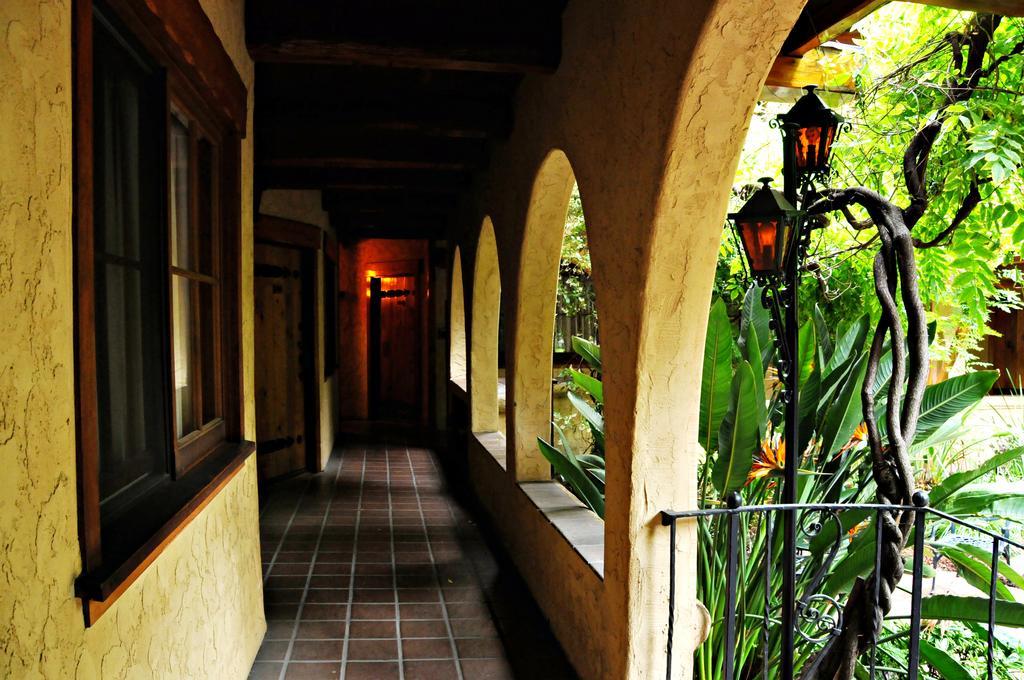 Rancho Caymus Inn Rutherford Exterior foto